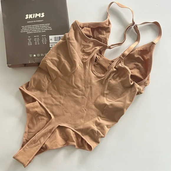SKIMS Sculpting Thong Bodysuit in Ochre 4X/5X New in Box - Picture 7 of 8